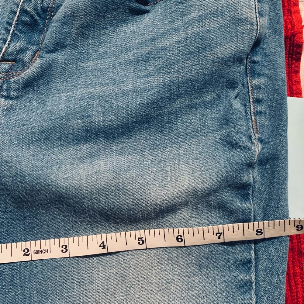 William Rast junior’s jeans - Picture 8 of 9